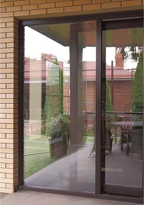 Двери из ПВХ и алюминия